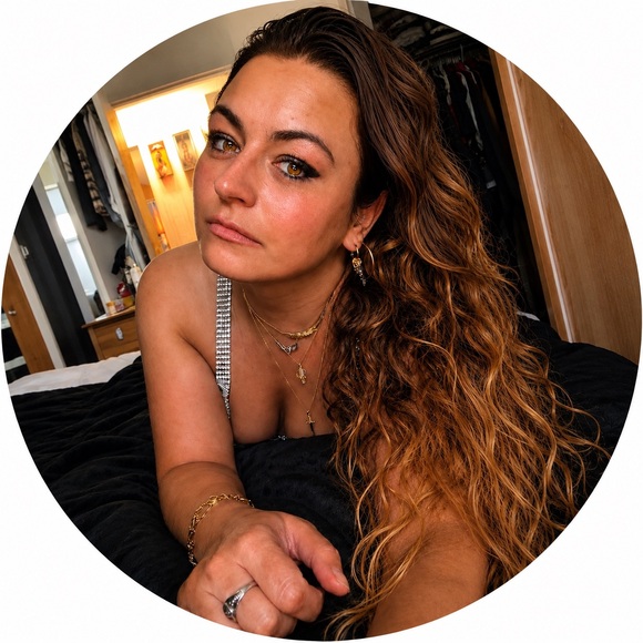 nicolahrubec1